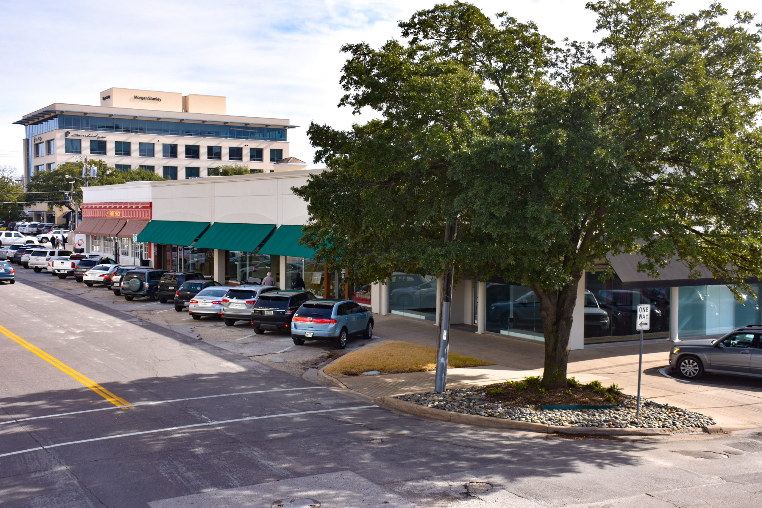 Preston Center Berkshire Lane Lobello Building Inroads Realty