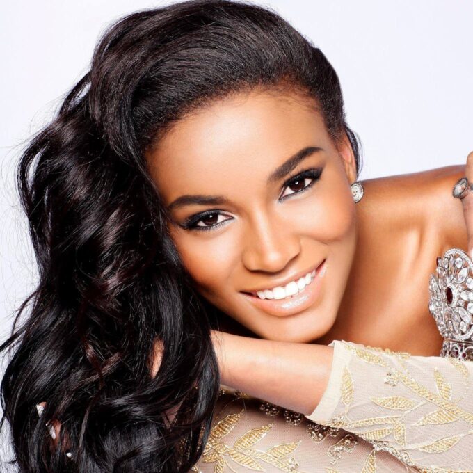 Lacey Duvalle Bio/Wiki, Age, Family, Height, Net Worth 2023