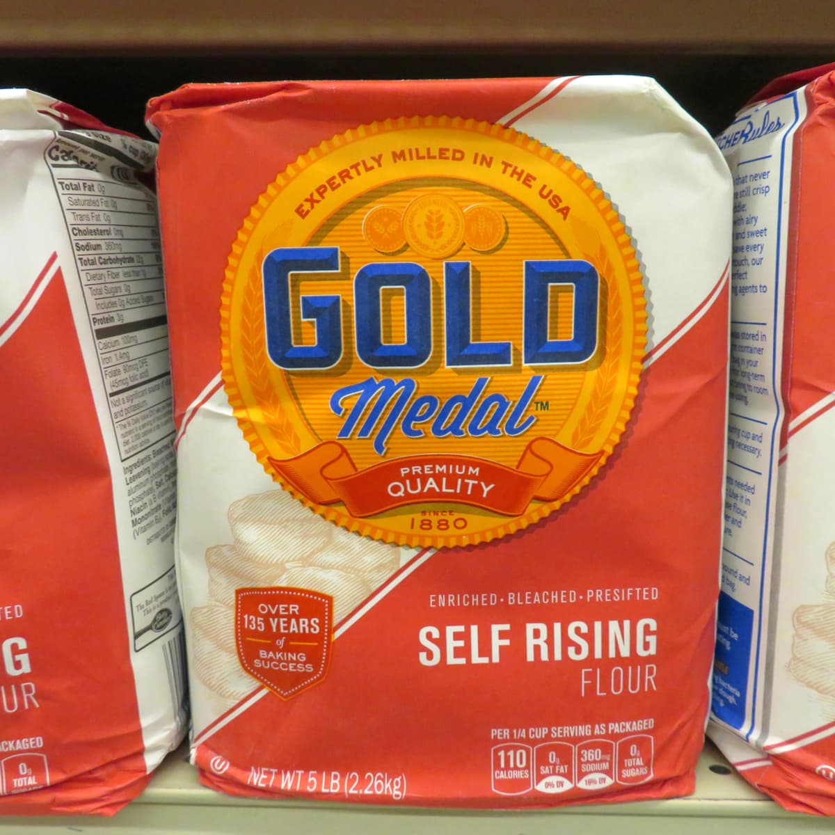 10 Baking Powder Substitutes (+ Best Replacements) Insanely Good