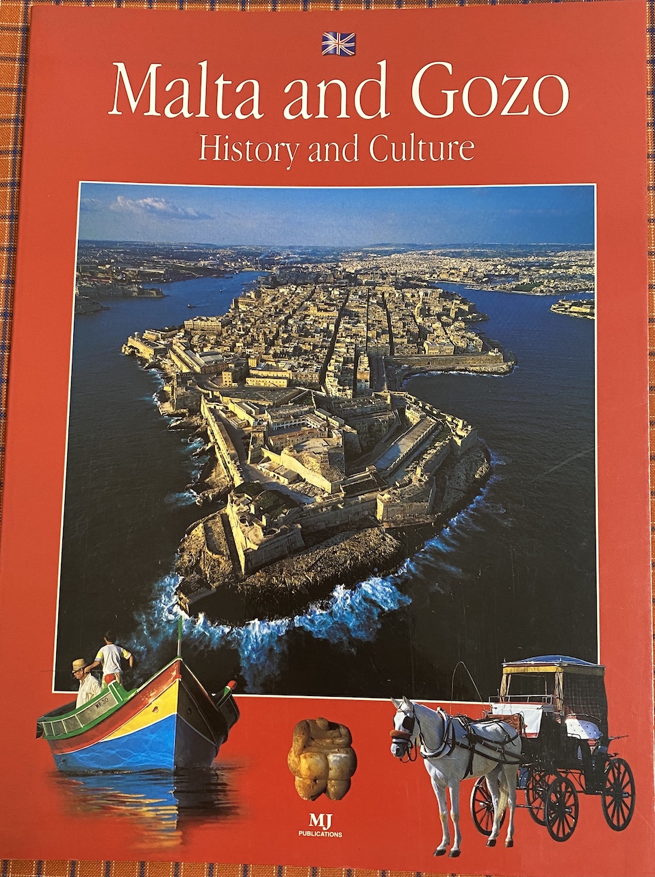 Malta and Gozo History and Culture in English Insegna