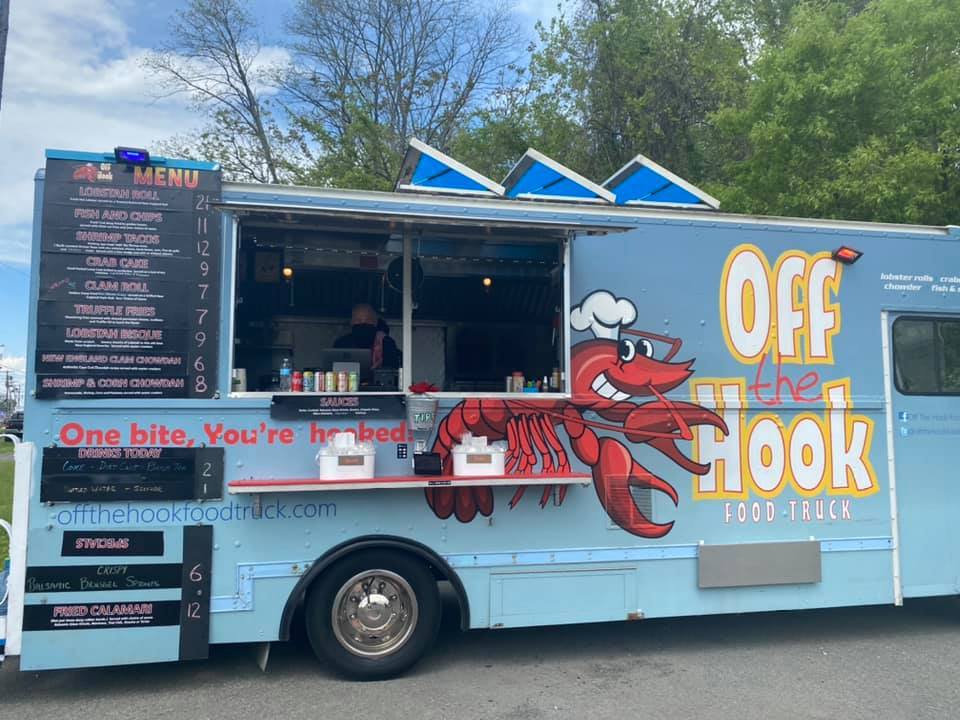 7 Places to Grab a Lobster Roll in the Hudson Valley Inside + Out