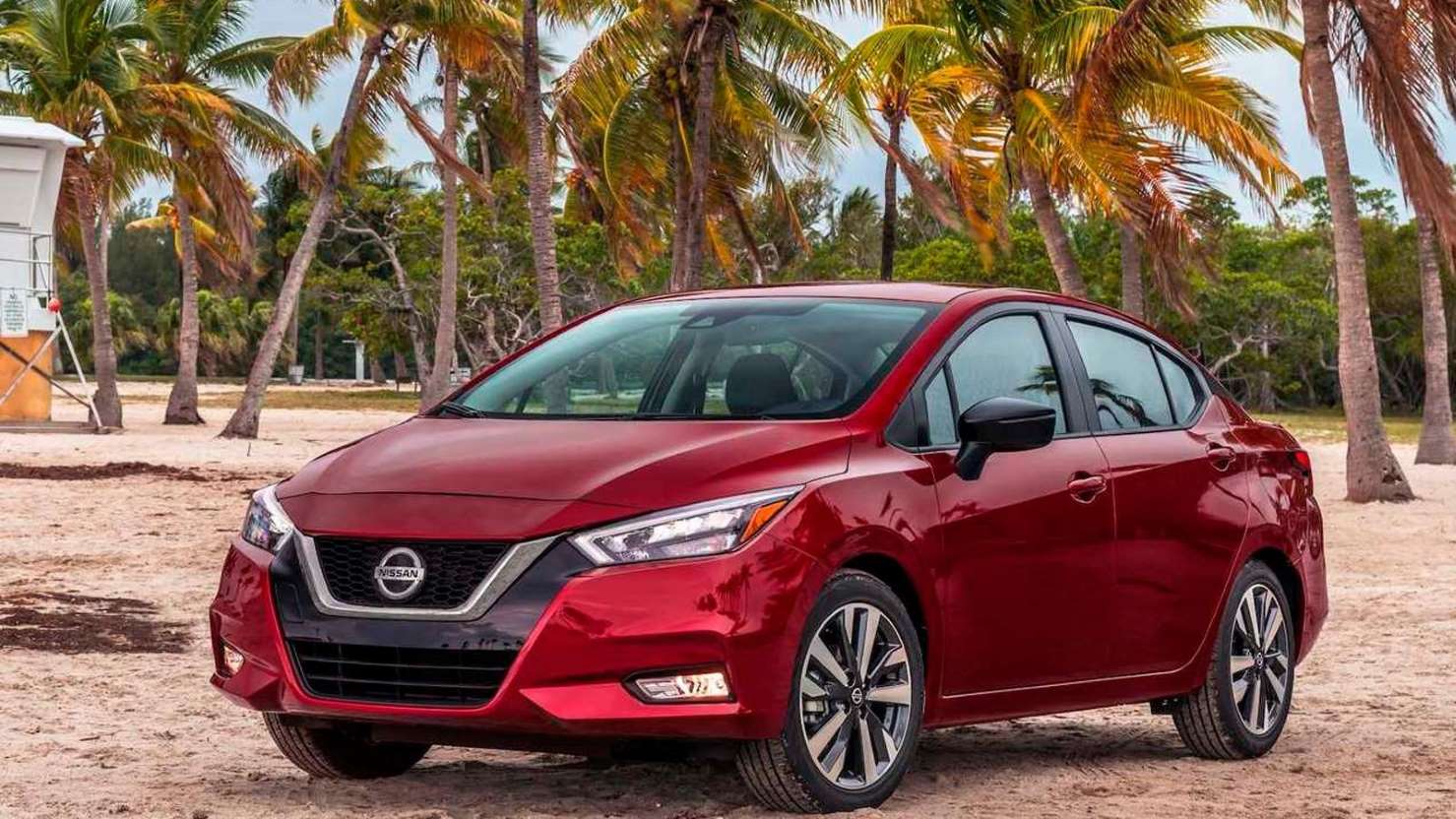 Nissan Versa 2020. INSIDEAUTOS