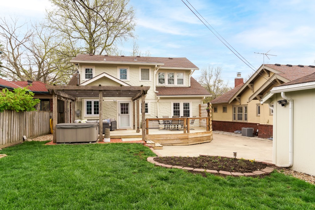 Brookside Bungalow For Sale Inside Brookside (And Waldo)