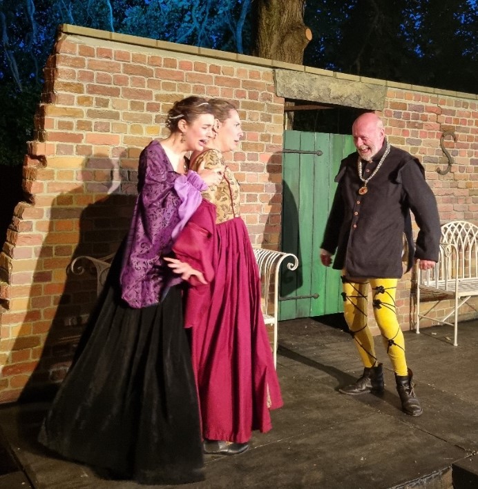 Actors achieving greatness in a Coulsdon wooded glade Inside Croydon