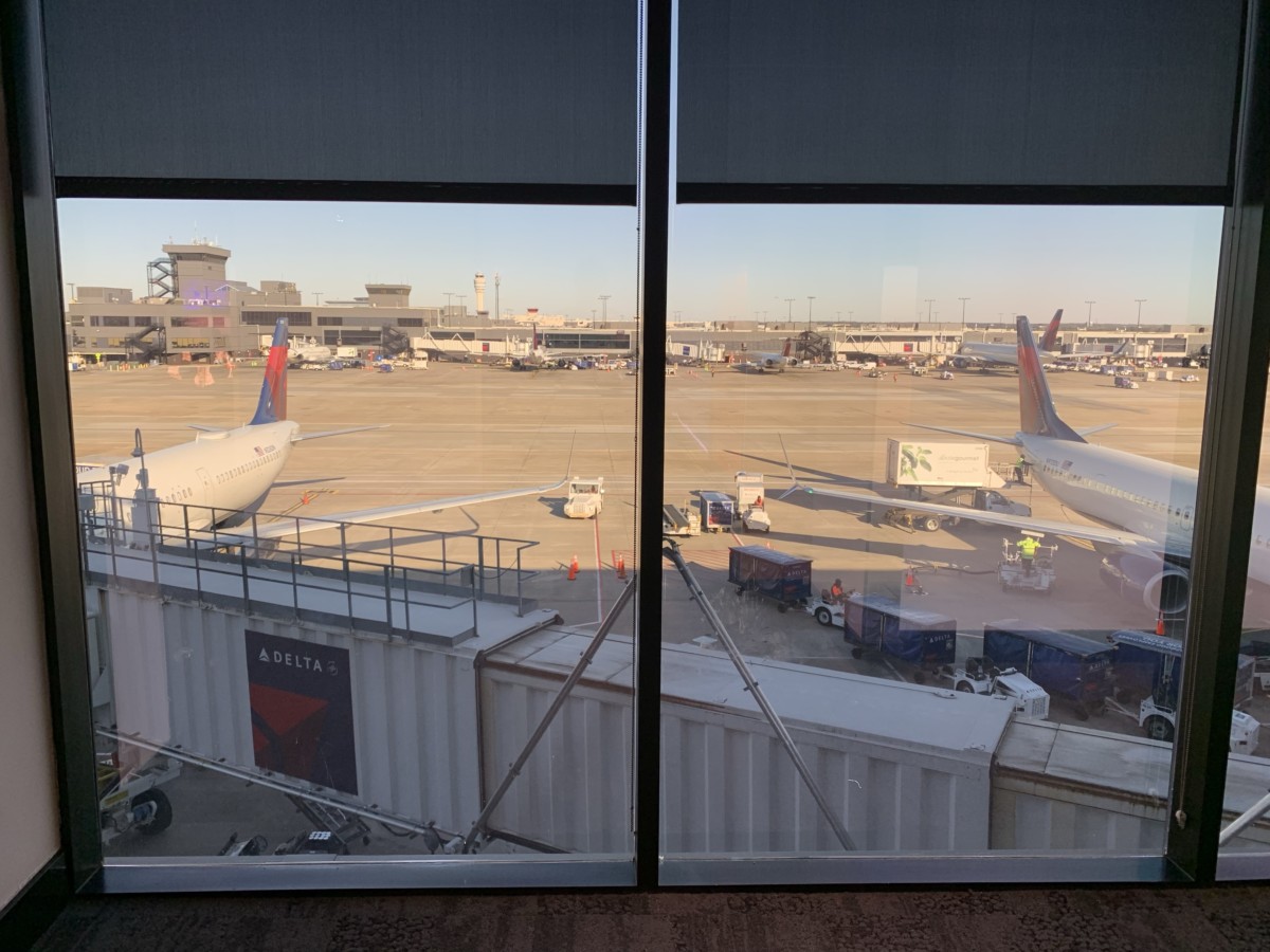Review Delta Sky Lounge Atlanta Concourse T Domestic Terminal InsideFlyer