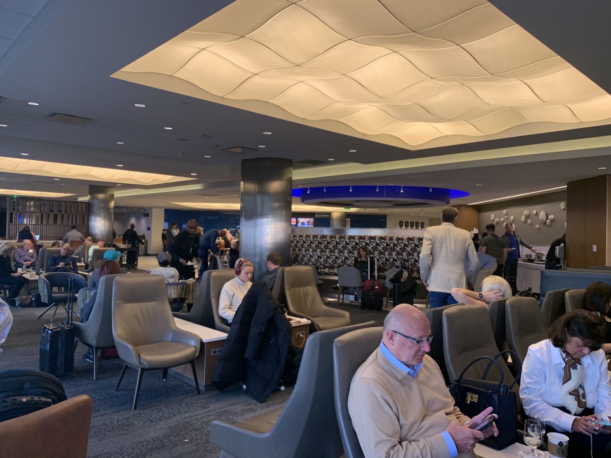 Review Delta Sky Lounge Atlanta Concourse E nabij Gate E15 InsideFlyer