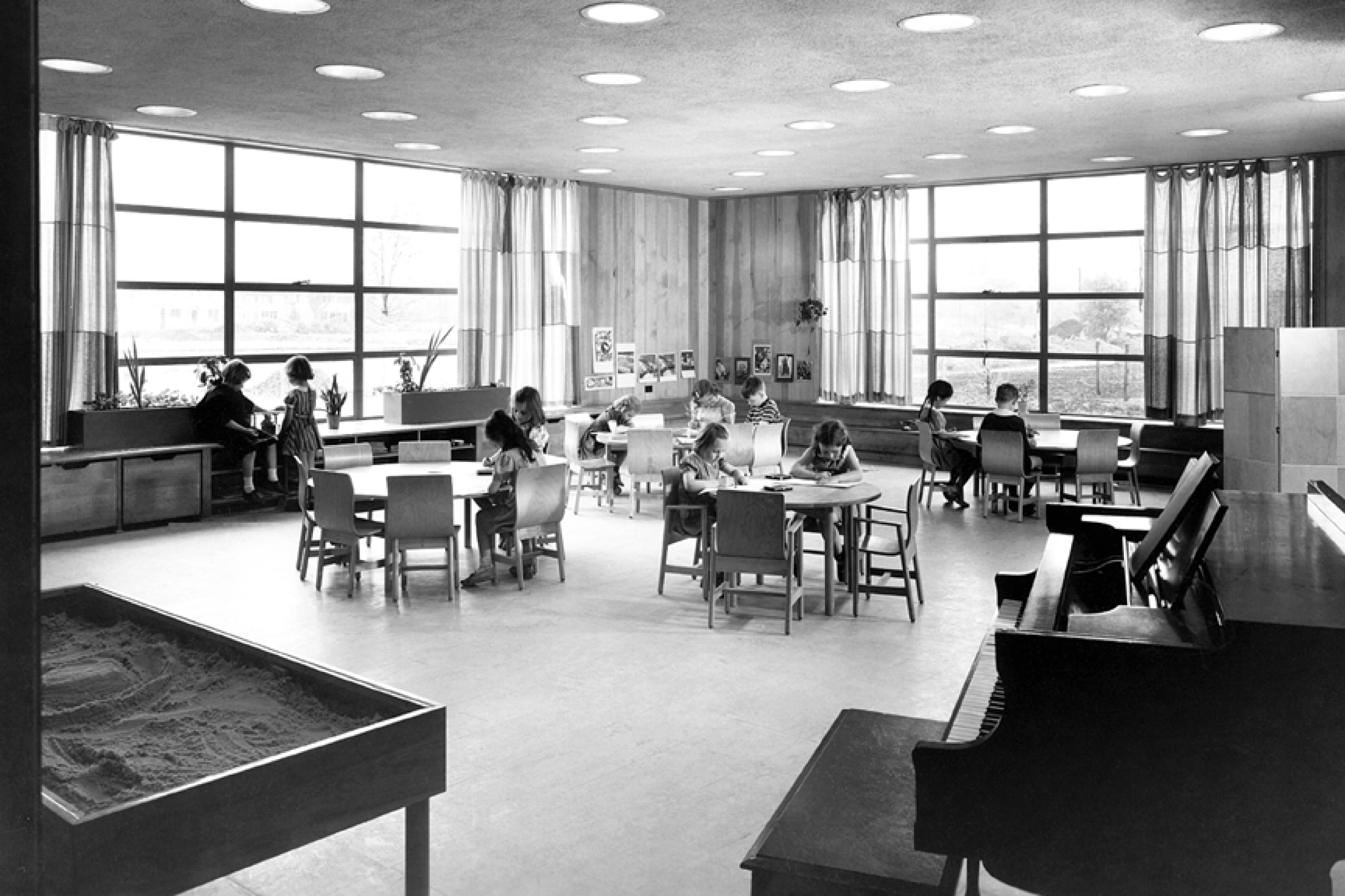 Crow Island Elementary School (1940)