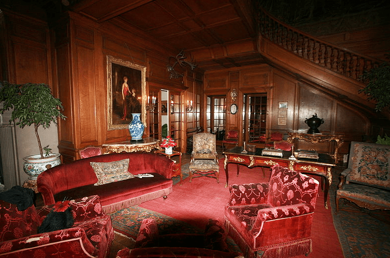 Entrance Hall Mills Mansion, Staatsburgh