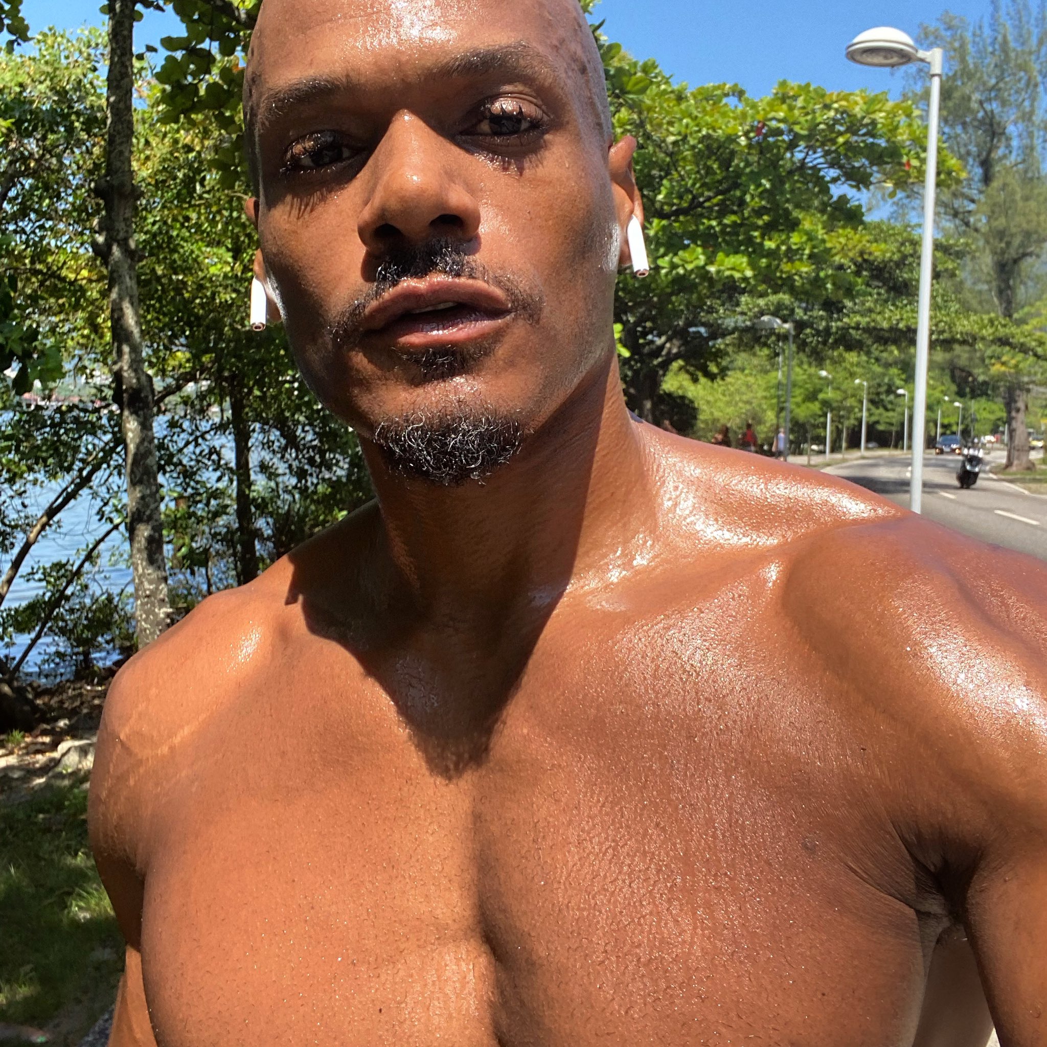 why was a 15 year old on your ig live, rhyheim shabazz? | inside jamari fox