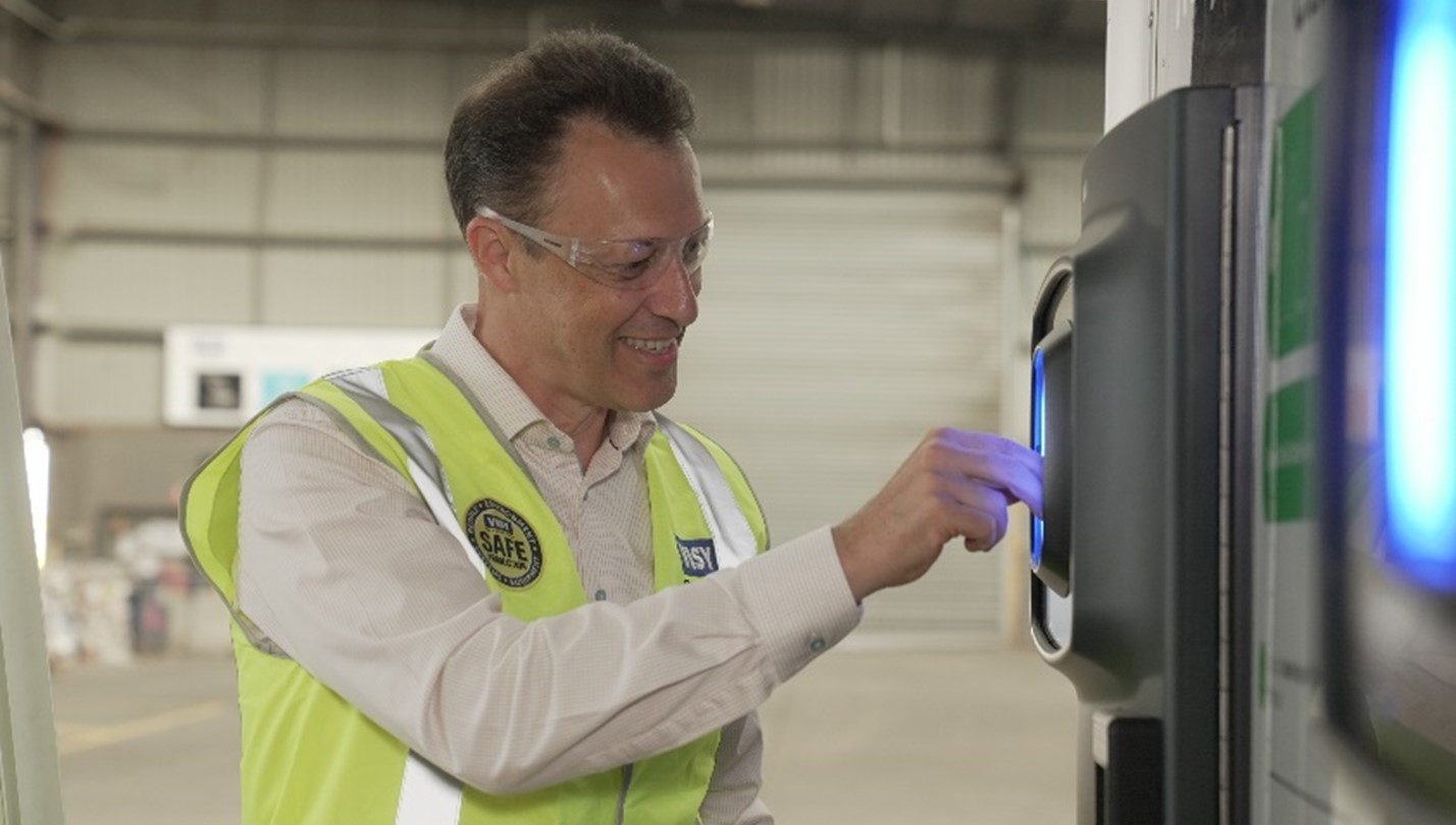 Visy signs on to container deposit scheme Inside Local Government
