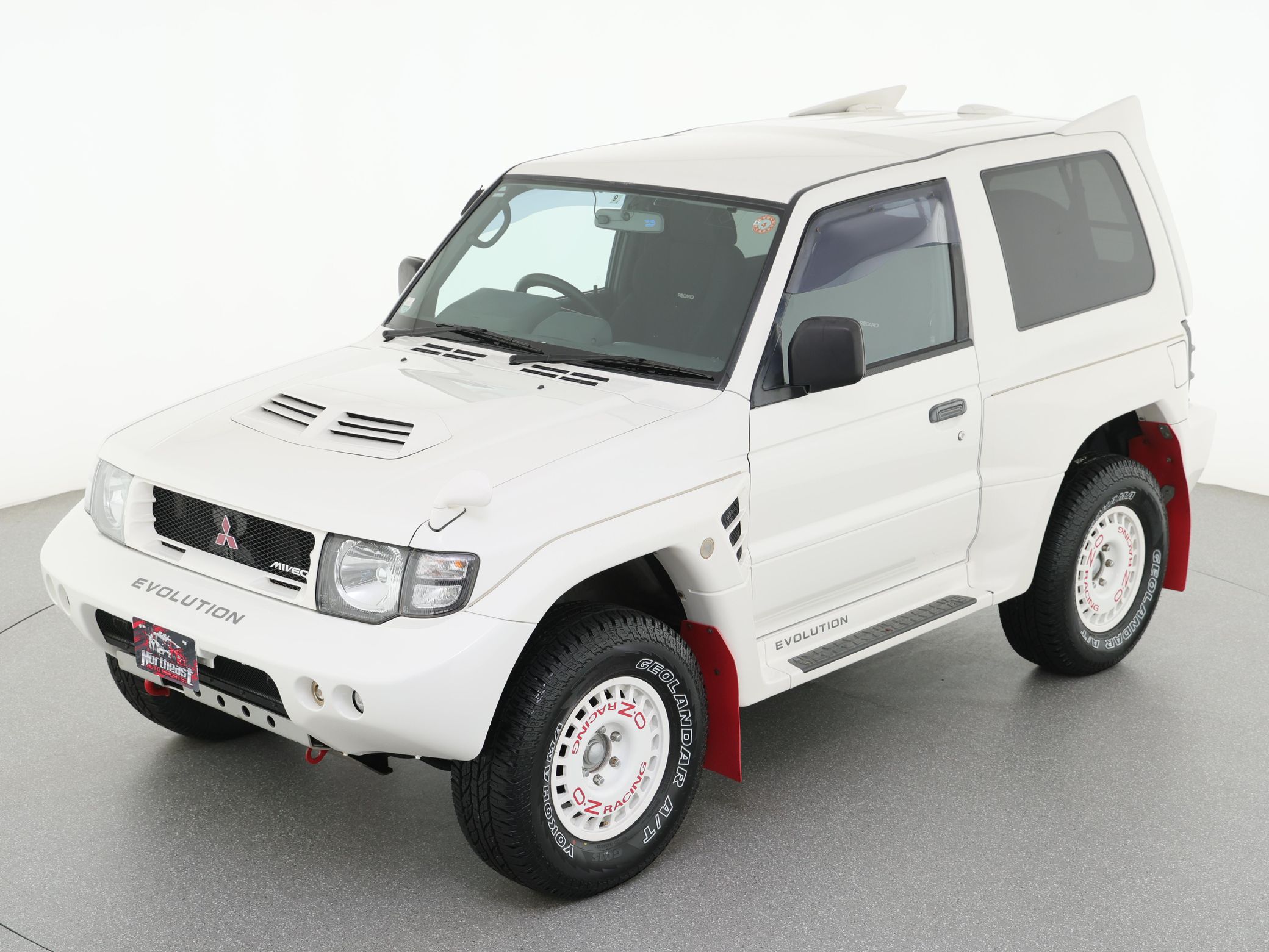 The latest collector SUV is a Dakar champ Mitsubishi Pajero Evolution