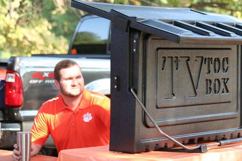 TOC box makes TVwatching at tailgates easy Inside Tailgating