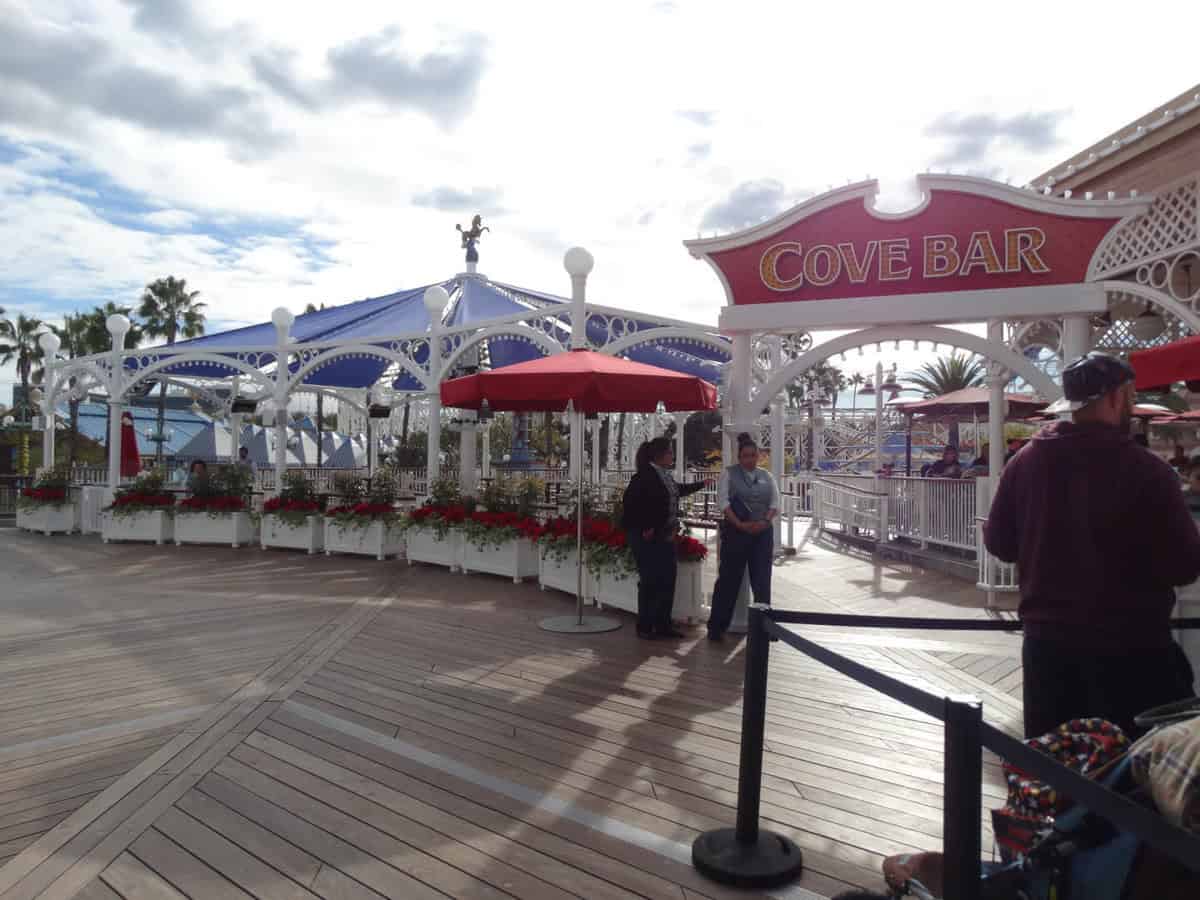 PHOTOS A closer look at the newly expanded Cove Bar at Disney