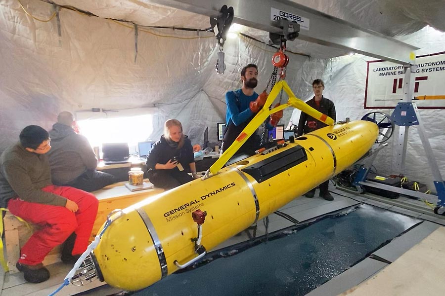 Arctic AUV Listens Its Way Forward with New Navigation Method Inside