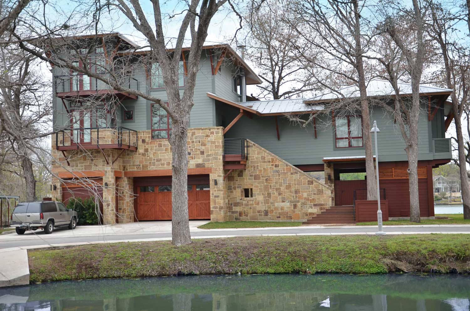 Custom Lake McQueeney Home by INsite Architecture