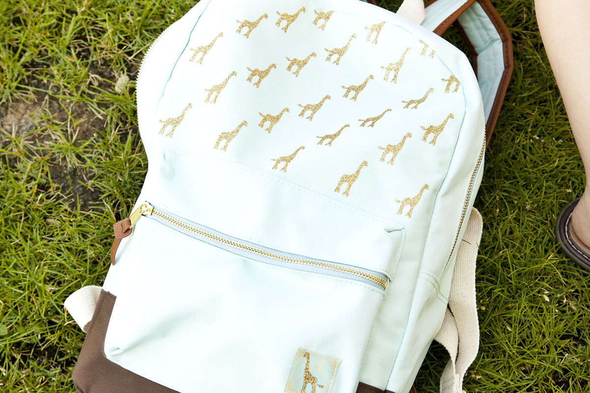 giraffe backpack