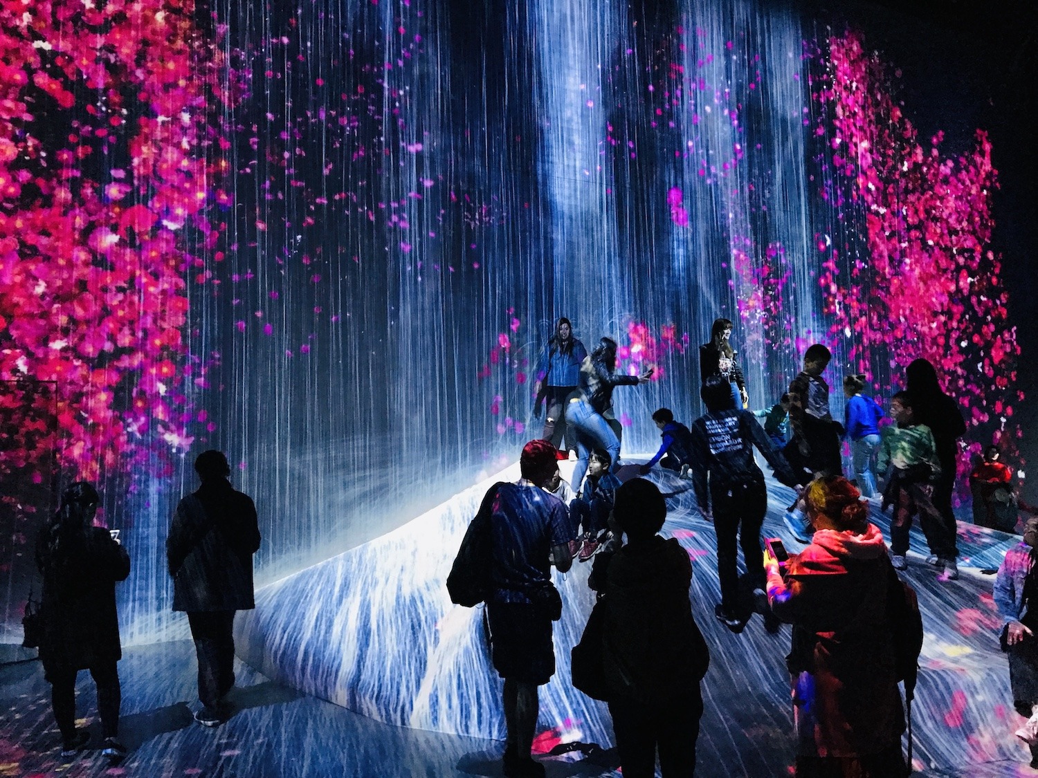 15 Cute Things To Do In Tokyo Japan Let's Get Kawaii! Inspired By Maps