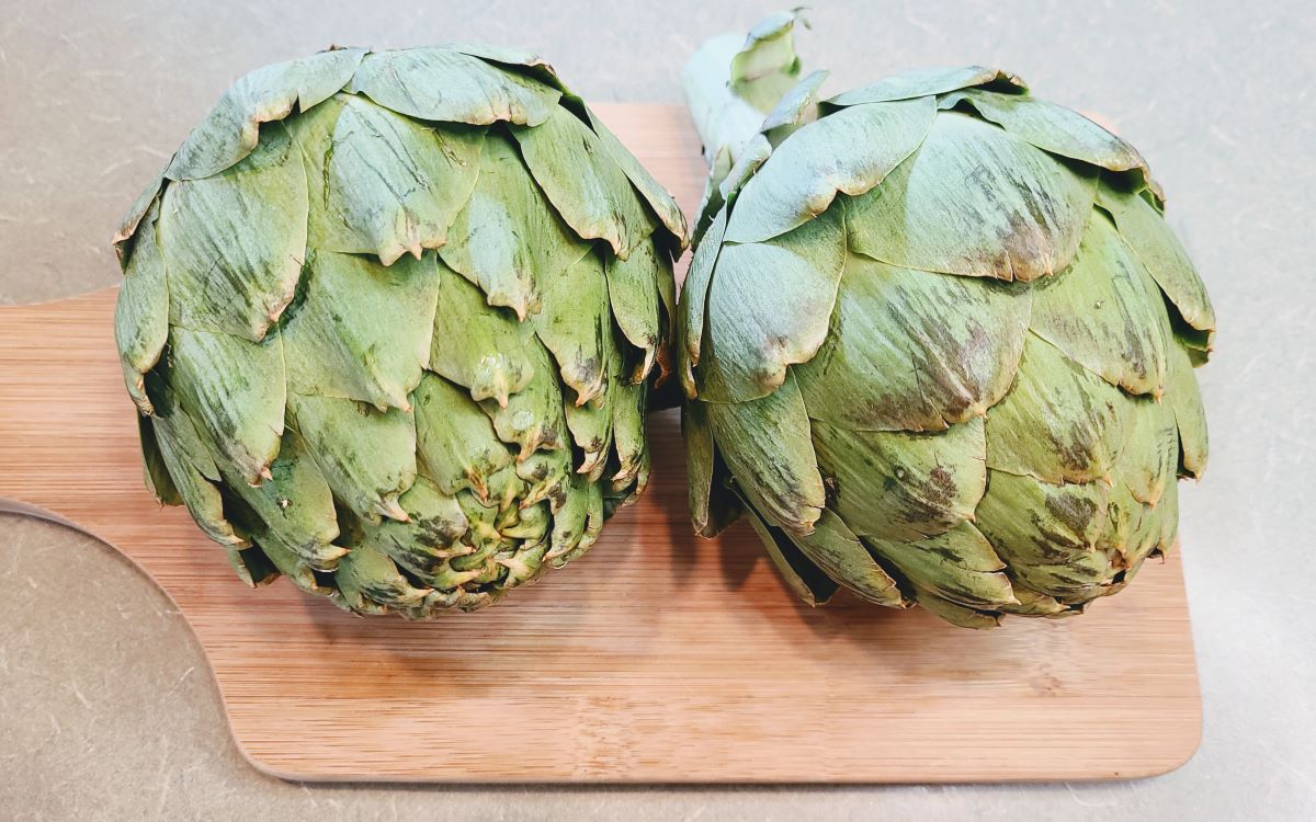 How To Cook And Eat Whole Artichokes By Boiling Them Inspired Homemaker