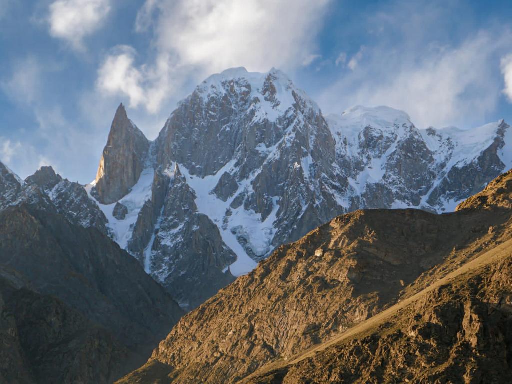Lady Finger Peak (6,000M) inspirekarakoram