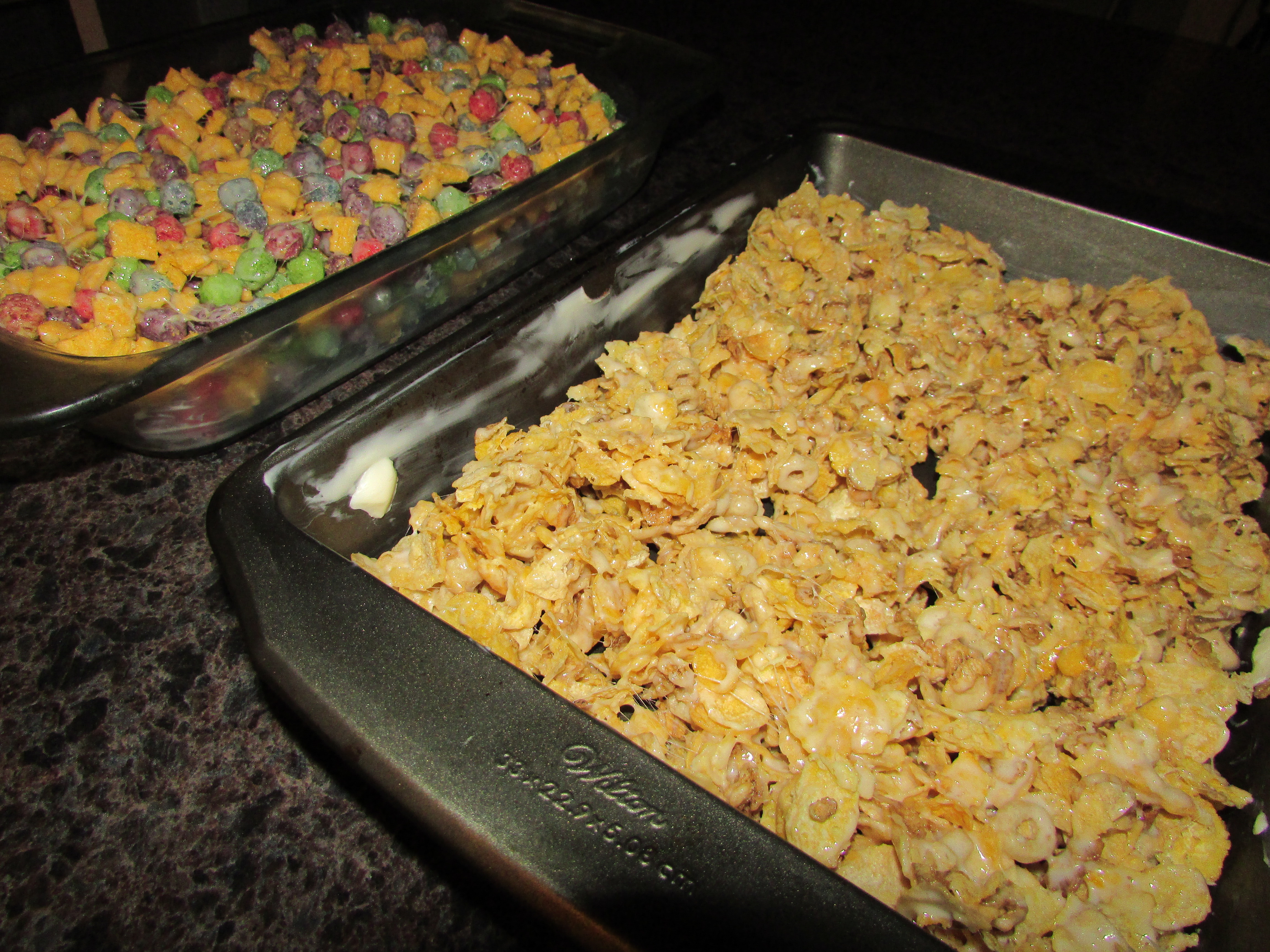 These marshmallow cereal bars are easy to make. Only 4 ingredients. YUM! CerealAnytime