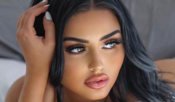 Abigail Ratchford - Bio, Age, Height | Instagram Biography