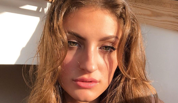 Paula curras desnuda