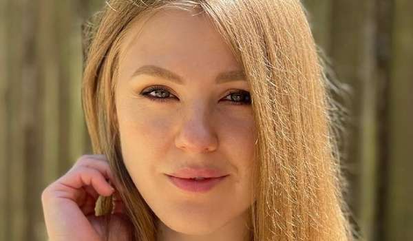 Viola Bailey - Bio, Age, Height, Wiki | Models Biography