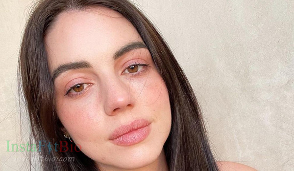 Adelaide Kane - Bio, Age, Height, Wiki | Models Biography