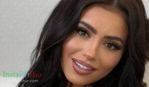 Megan Riley Booth - Bio, Age, Height, 😍 | Models Biography