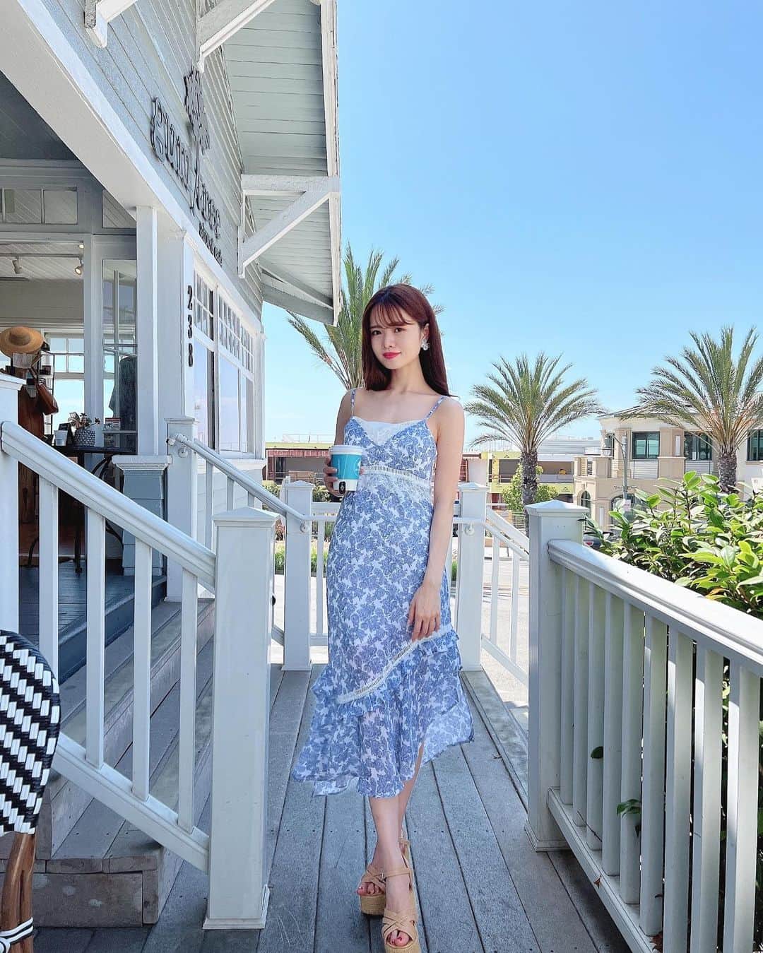 Isakoさんのインスタグラム写真 (IsakoInstagram)「gum tree🌴💓 ロサンゼルスのHermosa Beach🐳 に