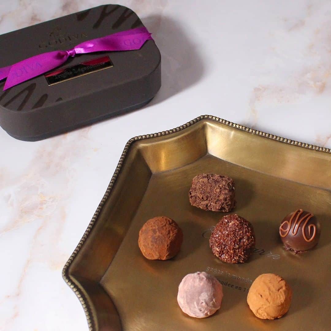 GODIVAさんのインスタグラム写真 (GODIVAInstagram)「ゴディバの伝統を味わえる「レジェンデール トリュフ