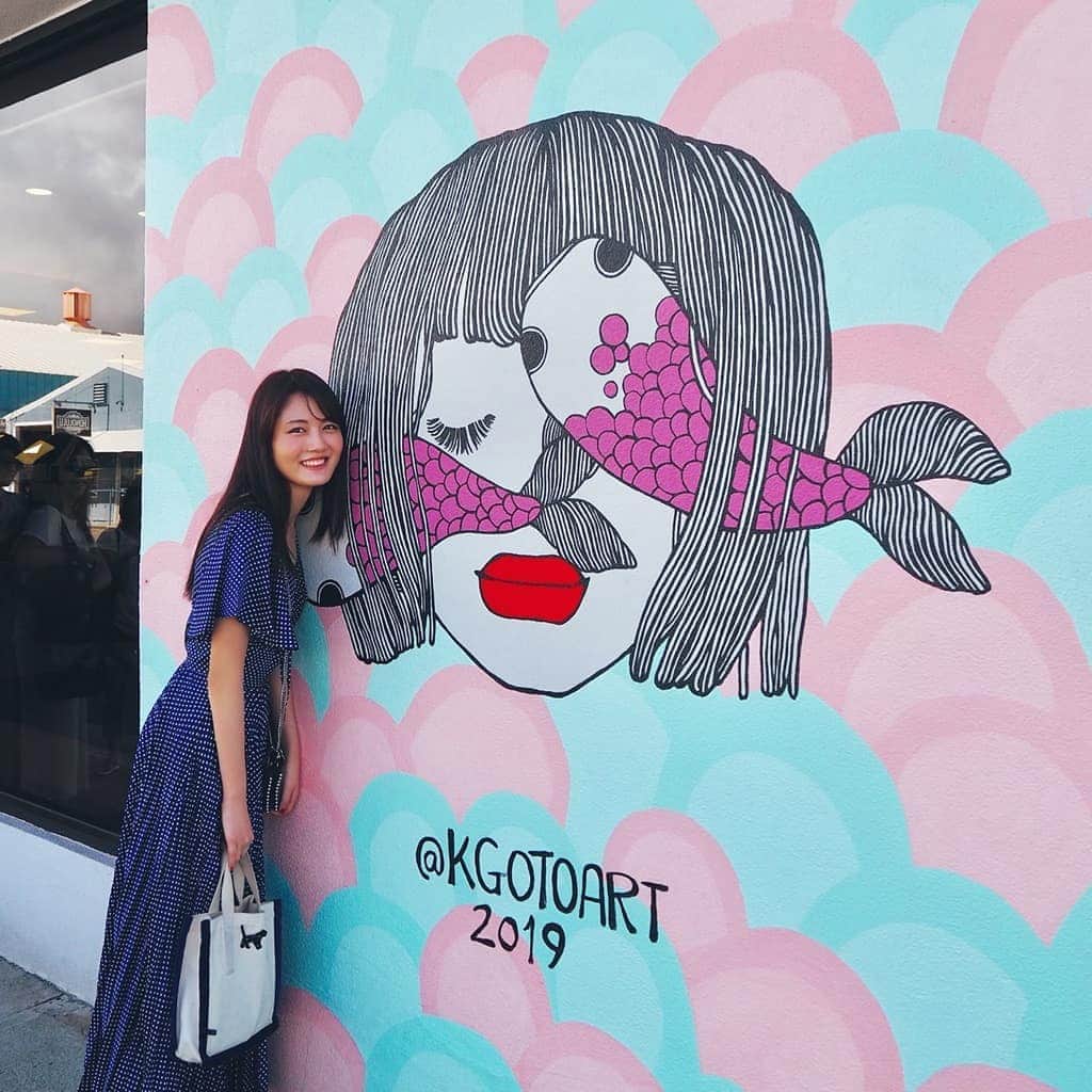 水谷果穂さんのインスタグラム写真 (水谷果穂Instagram)「ウォールアート巡り🎨🖼 ハワイウォールアート」10月24日 20時