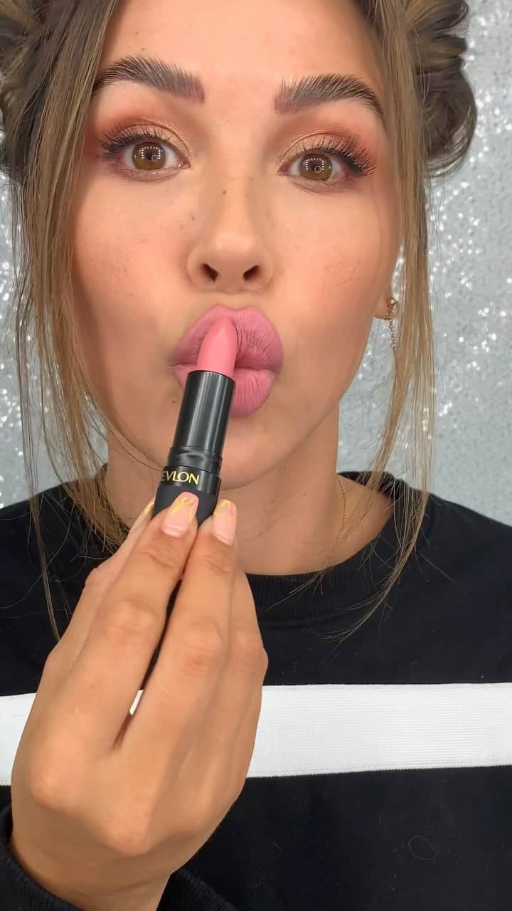 アナ・チエリさんのインスタグラム動画 (アナ・チエリInstagram)「I’m not a huge fan of Matte