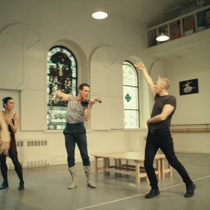 ニューヨーク・タイムズさんのインスタグラム動画 (ニューヨーク・タイムズInstagram)「“At this moment, the