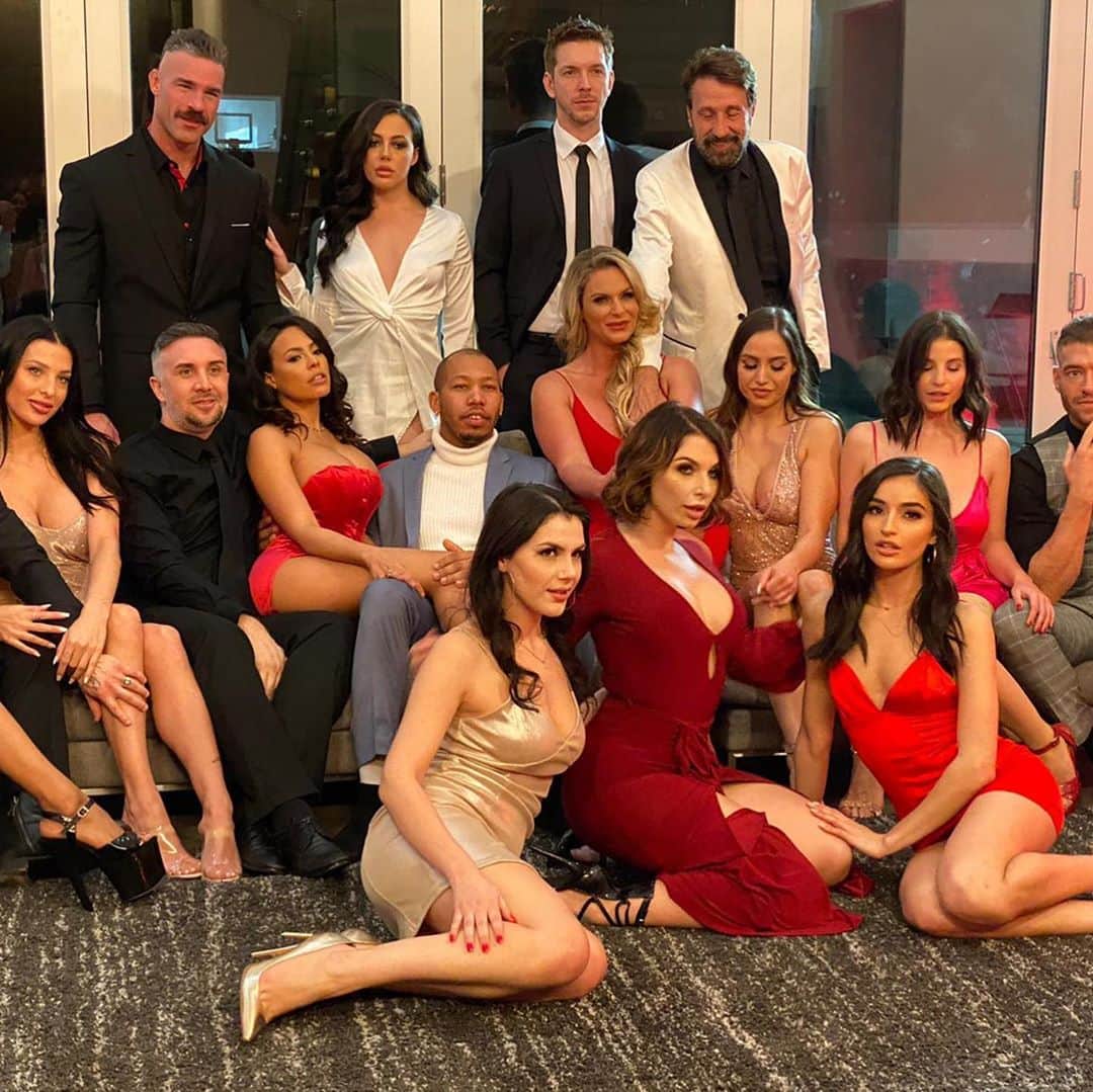 Brazzersさんのインスタグラム写真 - (BrazzersInstagram)「Heartbroken you missed out on our epic Valentine’s