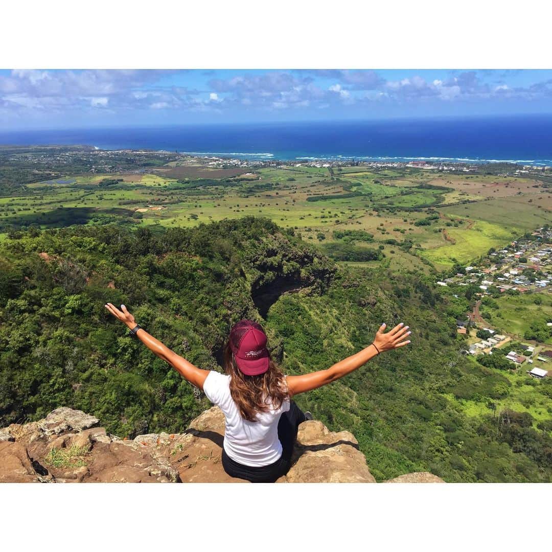 ジェラ・マリアーノさんのインスタグラム写真 (ジェラ・マリアーノInstagram)「Flashin’ back to last