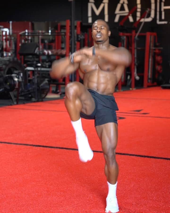 Simeon Pandaさんのインスタグラム写真 (Simeon PandaInstagram)「Try this plyo