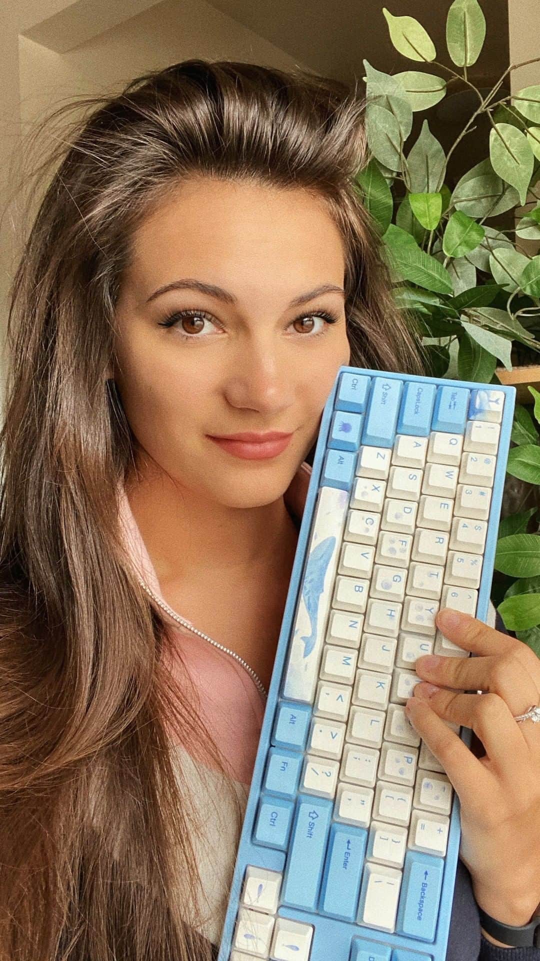 Alexia Rayeさんのインスタグラム動画 (Alexia RayeInstagram)「I heard if you wash