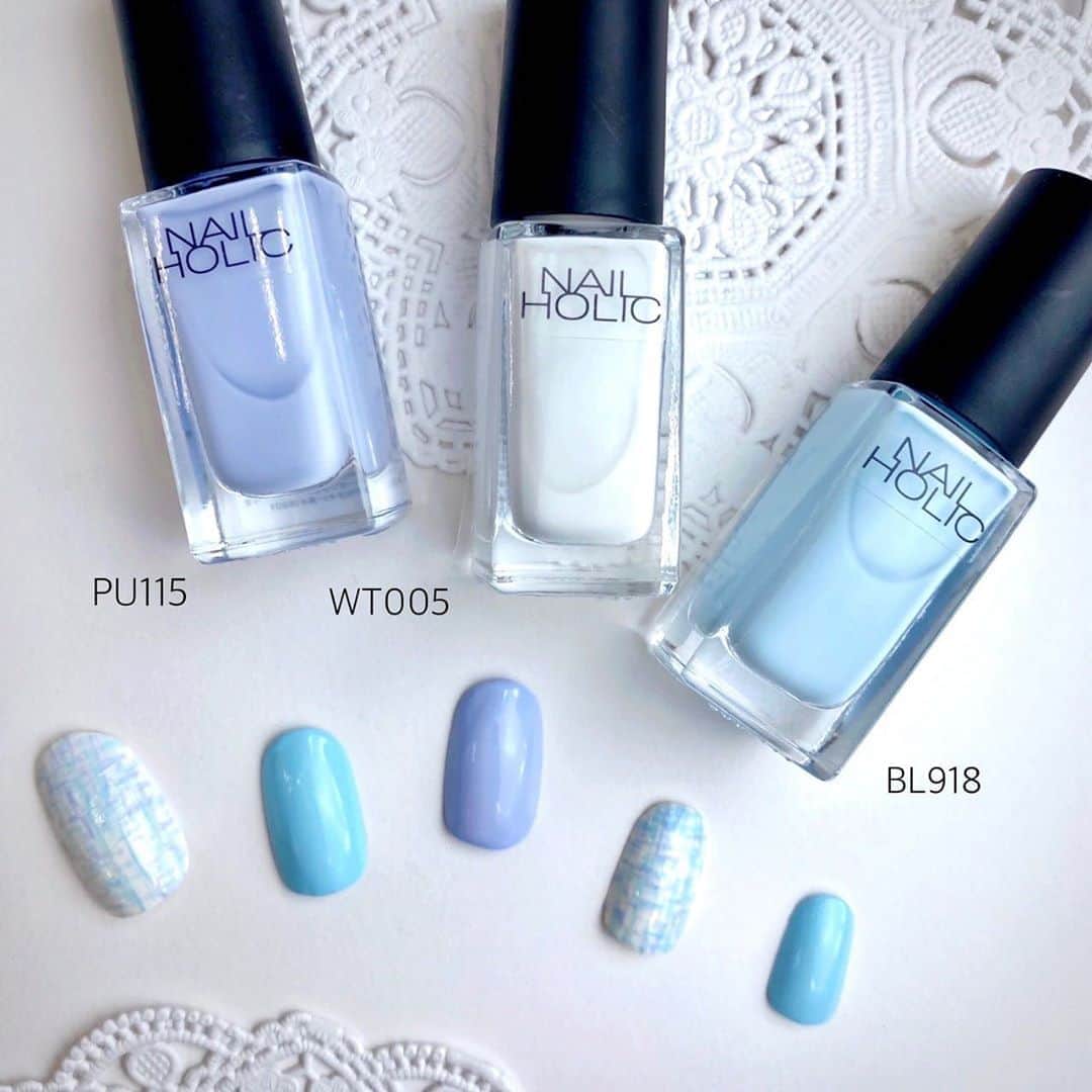 NAIL HOLICさんのインスタグラム写真 (NAIL HOLICInstagram)「暑い日々も涼し気なネイルで気分をあげる🎐﻿ ﻿
