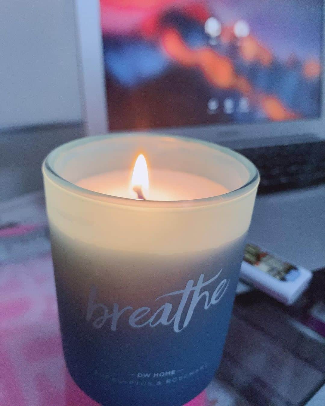 にゃんさんゴルフさんのインスタグラム写真 (にゃんさんゴルフInstagram)「. . DW Home Candles🕯