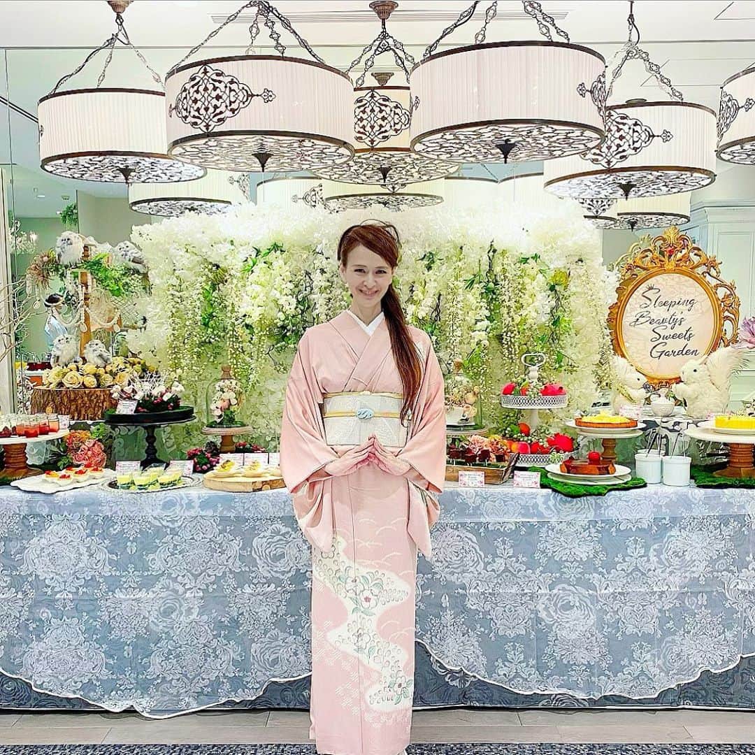 里井真由美さんのインスタグラム写真 (里井真由美Instagram)「sweetsbuffet omotesando strings