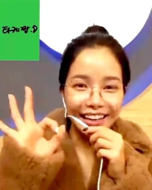 ウナさんのインスタグラム動画 (ウナInstagram)「it is confirmed by Solar herself that