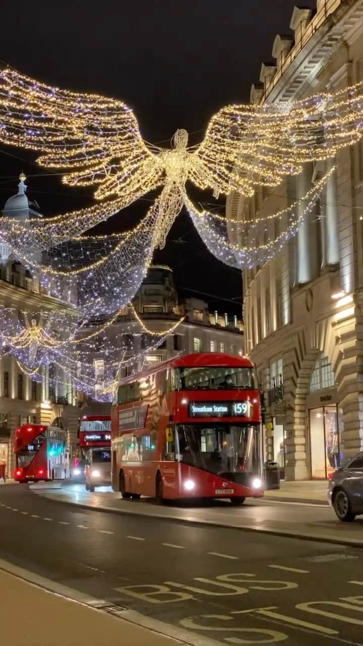KUNIKAさんのインスタグラム動画 (KUNIKAInstagram)「Merry Christmas from London
