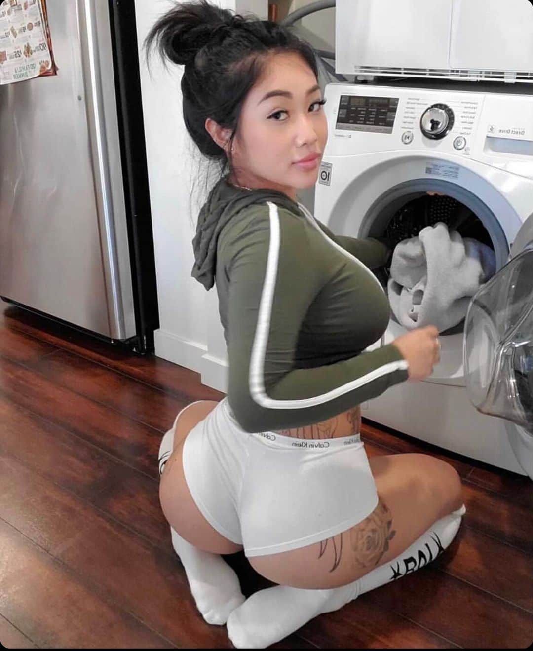 ジョジョ・ベイビーさんのインスタグラム写真 - (ジョジョ・ベイビーInstagram)「Follow my cousin @danicak3s 👈🏻😍🔥 Should we do a