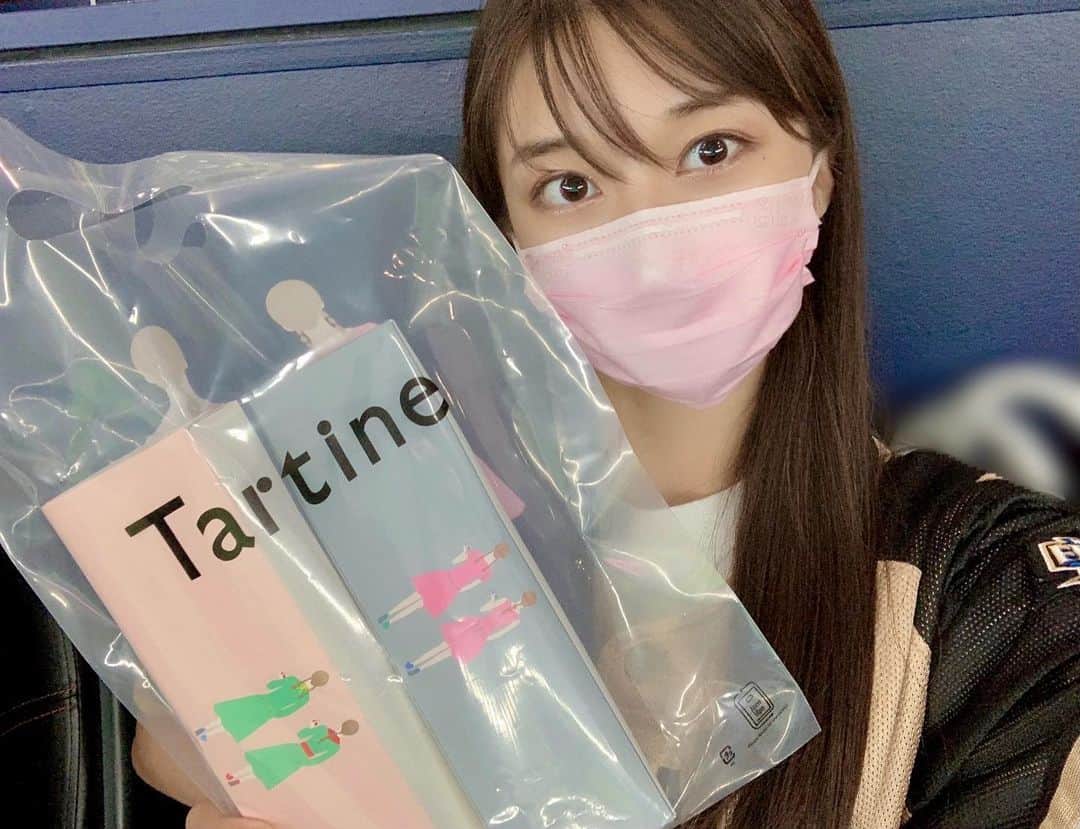 牧野真莉愛さんのインスタグラム写真 (牧野真莉愛Instagram)「♡ ♡ 💗Tartine💗 🎀 姉がくれた、タルティン💕💕 ♡ ♡