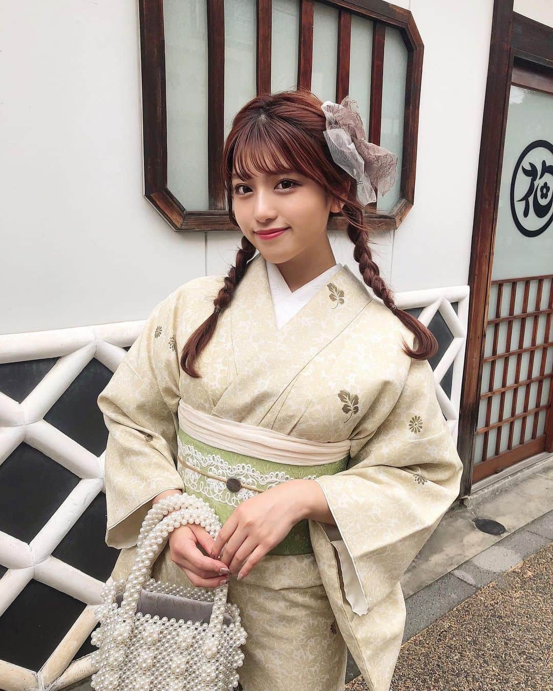 宇佐神星（きらり）さんのインスタグラム写真 (宇佐神星（きらり）Instagram)「浅草で着物撮影👘 グリーン系で全体的に秋っぽくコーデ