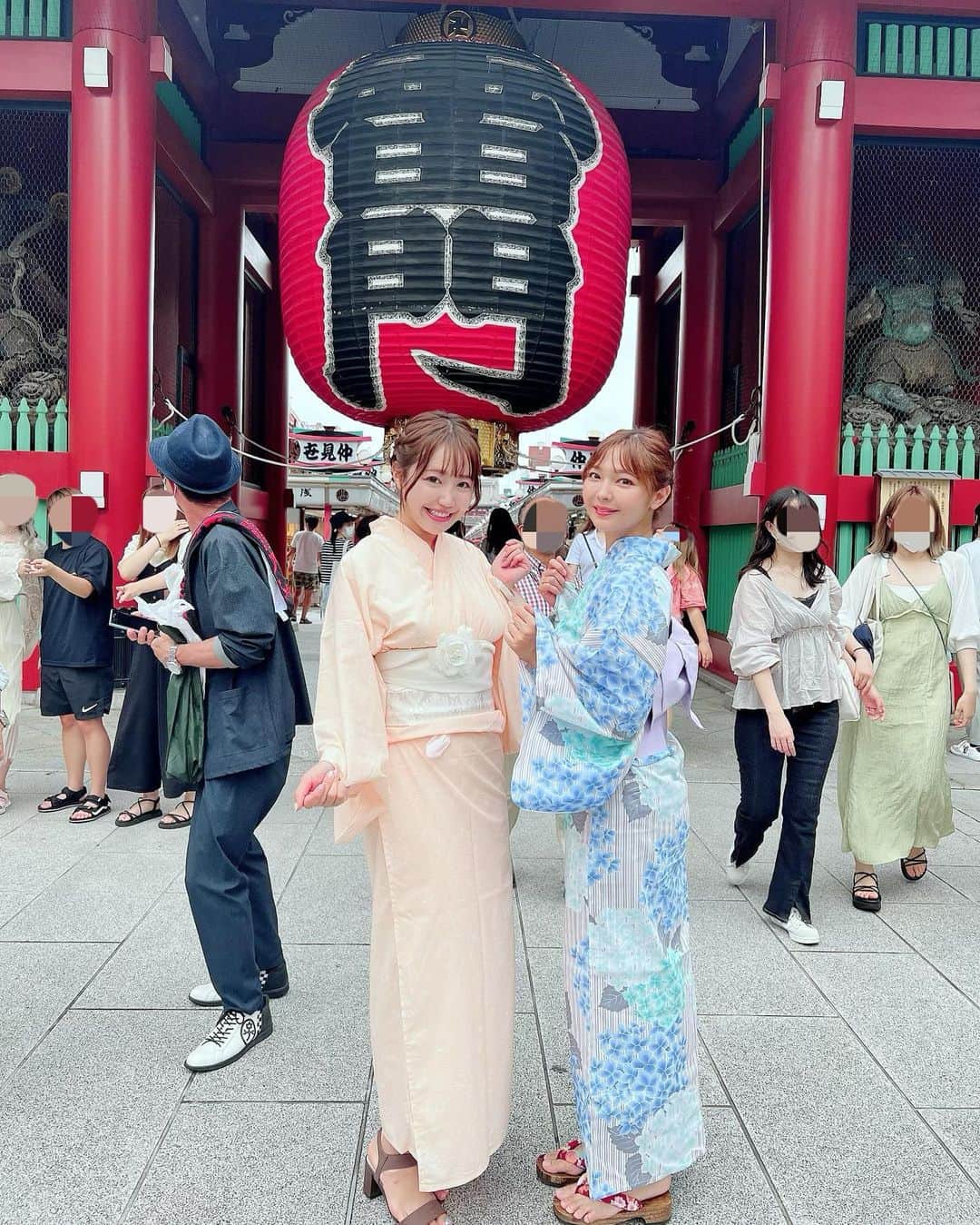 愛場れいらさんのインスタグラム写真 (愛場れいらInstagram)「浴衣を何年振りかに着用 今回洋風なデザインで お姉さん感あってお気に