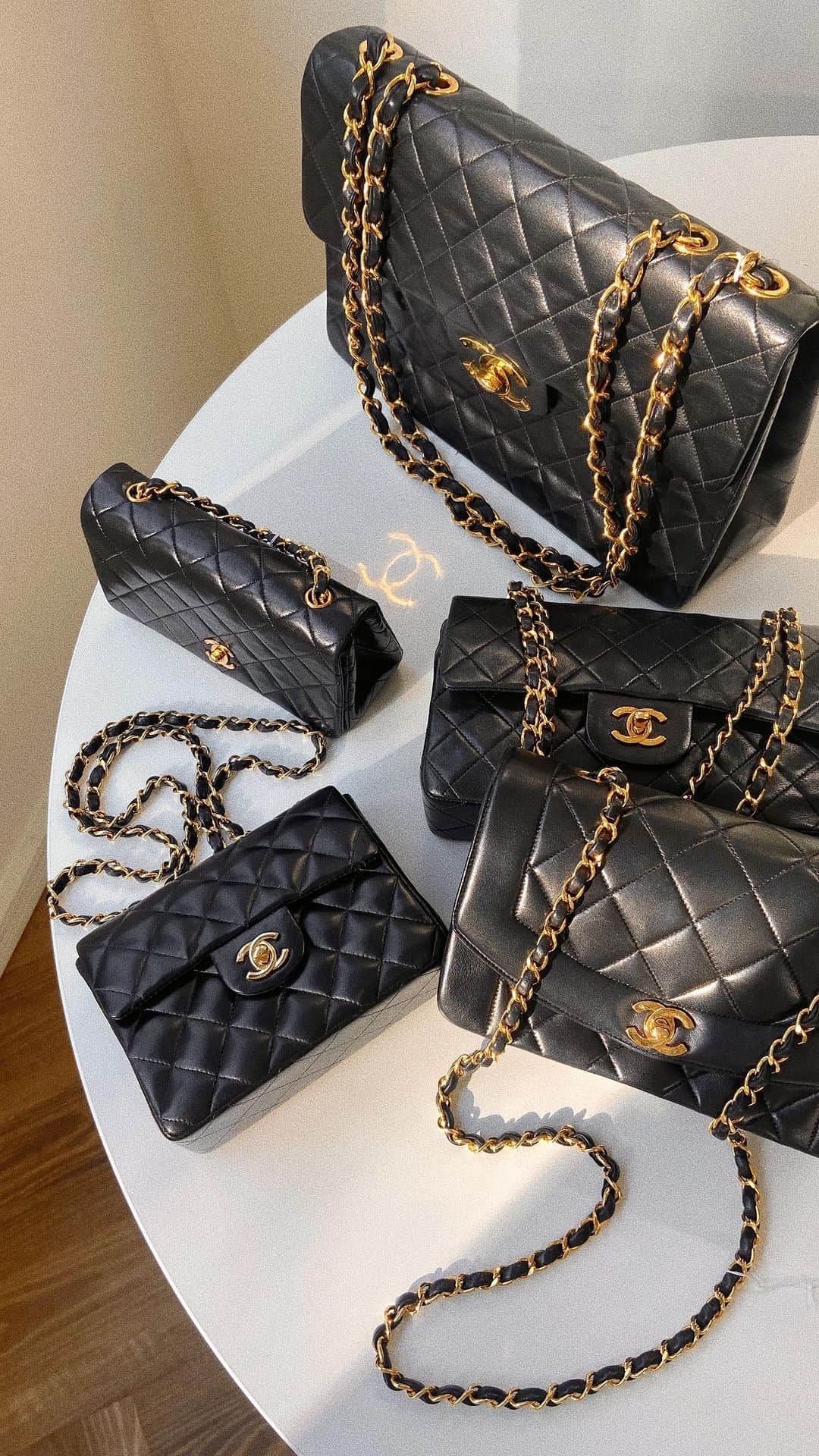 vintage Qooさんのインスタグラム動画 (vintage QooInstagram)「ALWAYS GOOD 時代を問わない品格