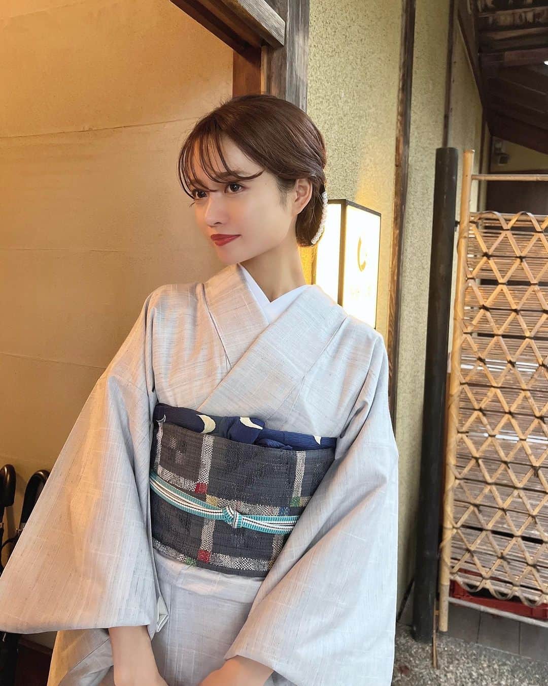 Isakoさんのインスタグラム写真 (IsakoInstagram)「京都で撮影でした🍁 素敵なお着物を着付けて頂きご機嫌👘💕 京都の紅葉