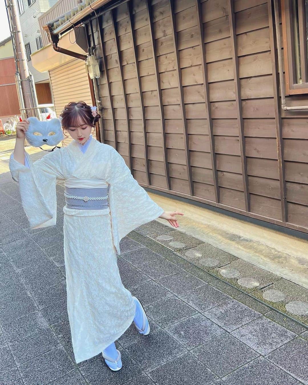 星野麻里愛さんのインスタグラム写真 (星野麻里愛Instagram)「浴衣全身🤍🫶 着物コーデ着物女子 着物ヘア着物ヘアアレンジ